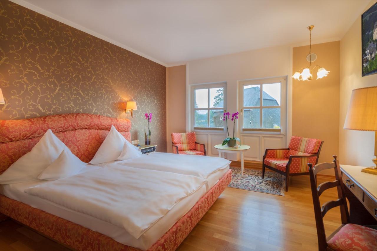 Schlosshotel Kurfuerstliches Amtshaus Dauner Burg Exteriör bild