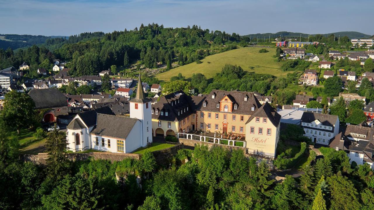 Schlosshotel Kurfuerstliches Amtshaus Dauner Burg Exteriör bild