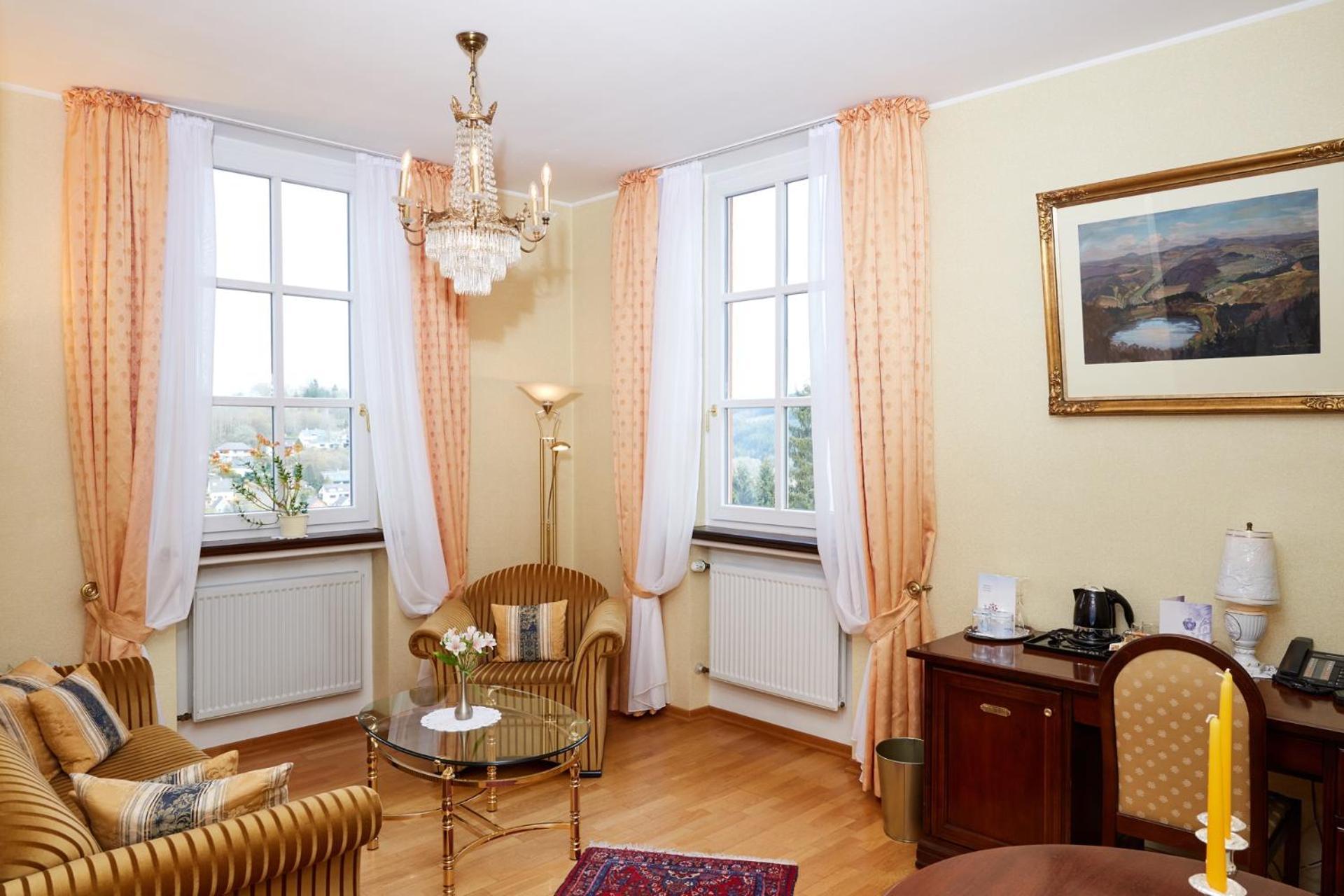 Schlosshotel Kurfuerstliches Amtshaus Dauner Burg Exteriör bild